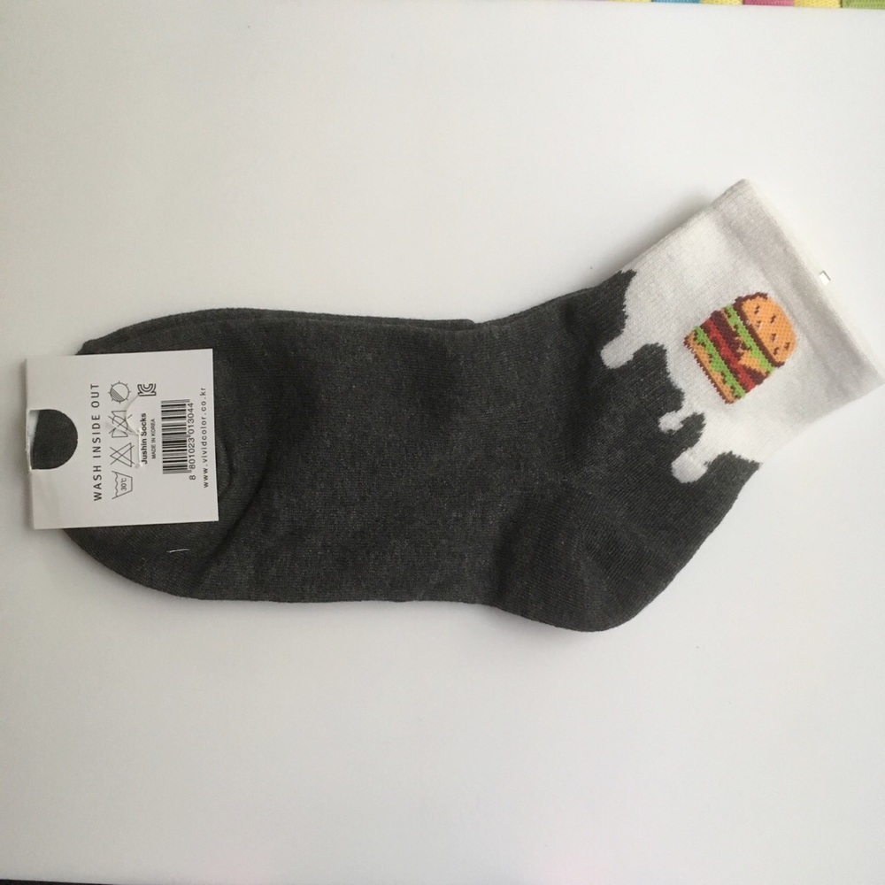 🍔 Socks! - Picture 3 of 4